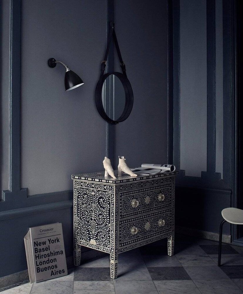 Gubi Miroir mural Adnet - Rond - Ø45 - Cuir Noir Gubi Miroir mural Adnet - Rond - Ø45 - Cuir Noir