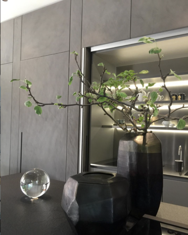 Guaxs Vase Cubistic Tall | Indigo / Smoke gray