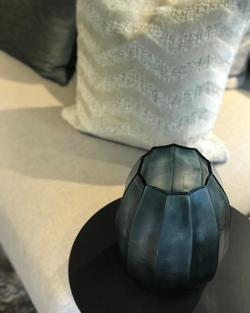 Guaxs Florero Koonam M | Azul Océano / Índigo Guaxs Florero Koonam M | Azul Océano / Índigo