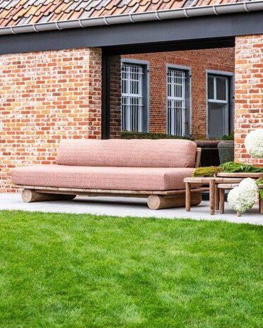 GOMMAIRE Outdoor | Organic Living Sofakant | Teak Naturgrå og PE-flettet antikk marihuana