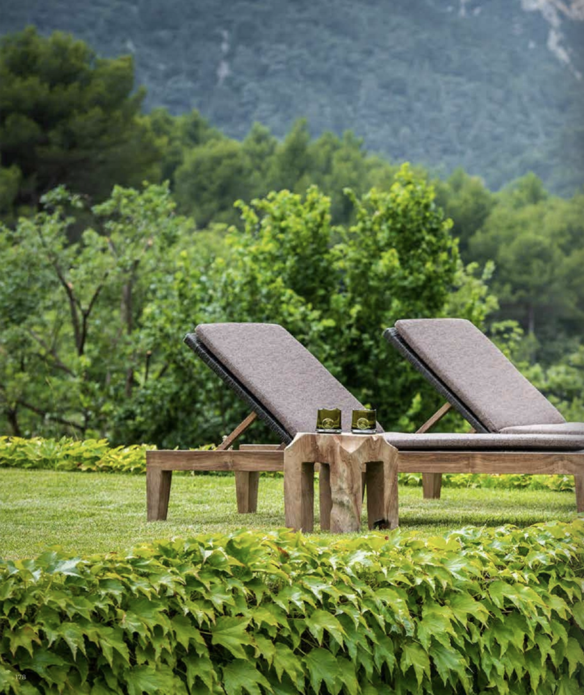 GOMMAIRE Outdoor | Organic Living Lettino prendisole Lisa con ruote | Teak Grigio Naturale / Vimini PE Antique Weed