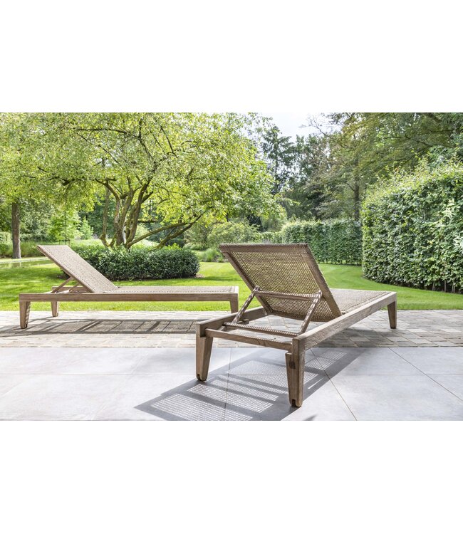 GOMMAIRE Outdoor Meubels | Organic Living Sunlounger Lisa incl. Wheels | Teak Natural Grey / PE Wicker Antique Weed