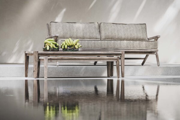 GOMMAIRE - Organic Living - Design Furniture Mesa de Centro Rectangular Floor Pequeña | Teca recuperada gris natural GOMMAIRE - Organic Living - Design Furniture Mesa de Centro Rectangular Floor Pequeña | Teca recuperada gris natural