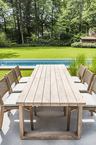 GOMMAIRE Outdoor | Organic Living Silla Fiona | Teca gris natural / Mimbre sintético color verde antiguo