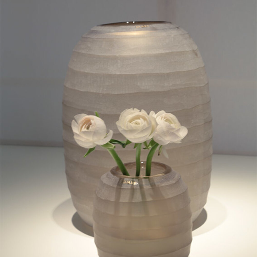 Guaxs Enormous Belly Vase | Smokegrey Guaxs Enormous Belly Vase | Smokegrey