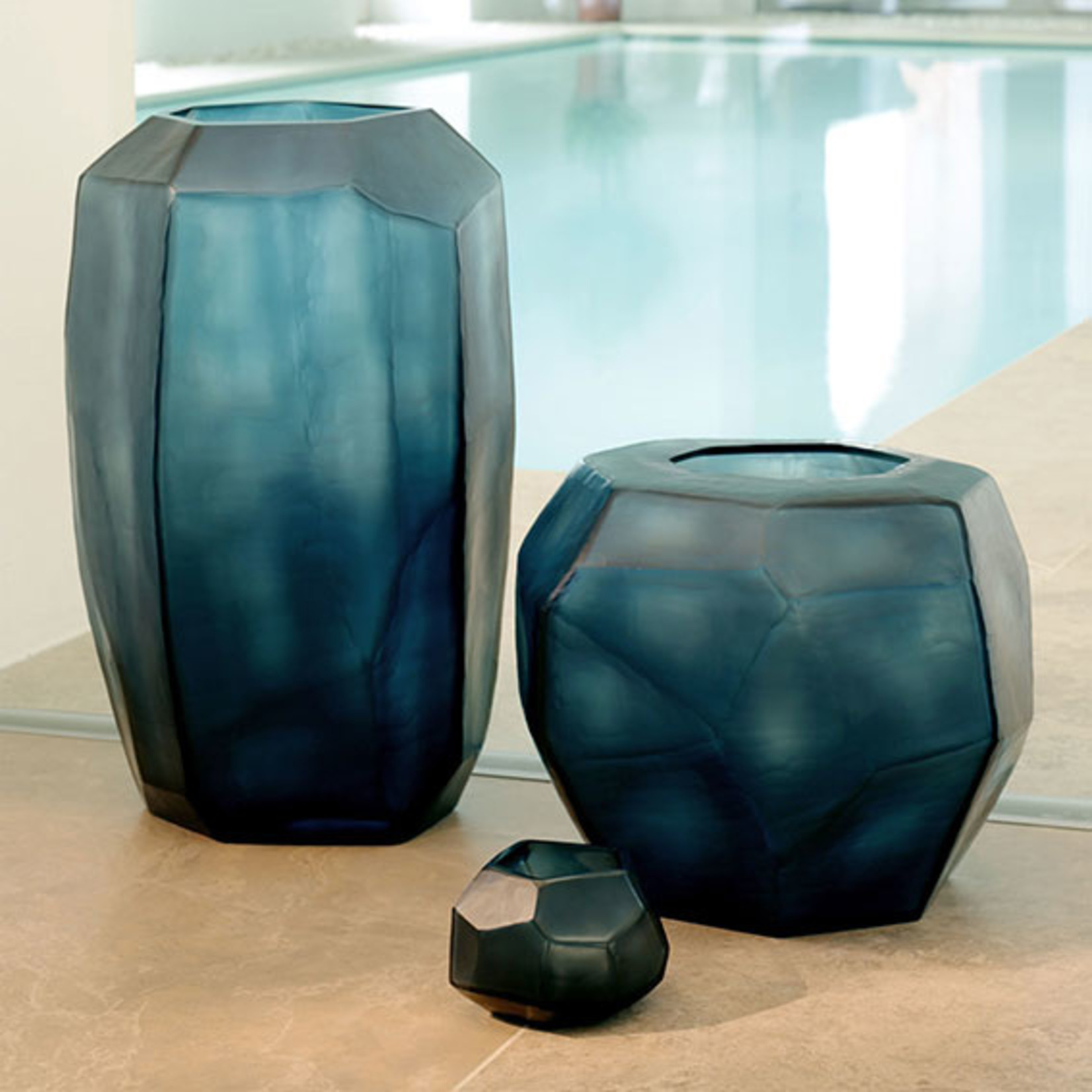 Guaxs Vase Cubistic Tall | Ocean Blue / Indigo