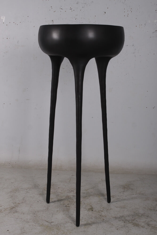 POLDR Design Legs Pot L | Matt Black POLDR Design Legs Pot L | Matt Black
