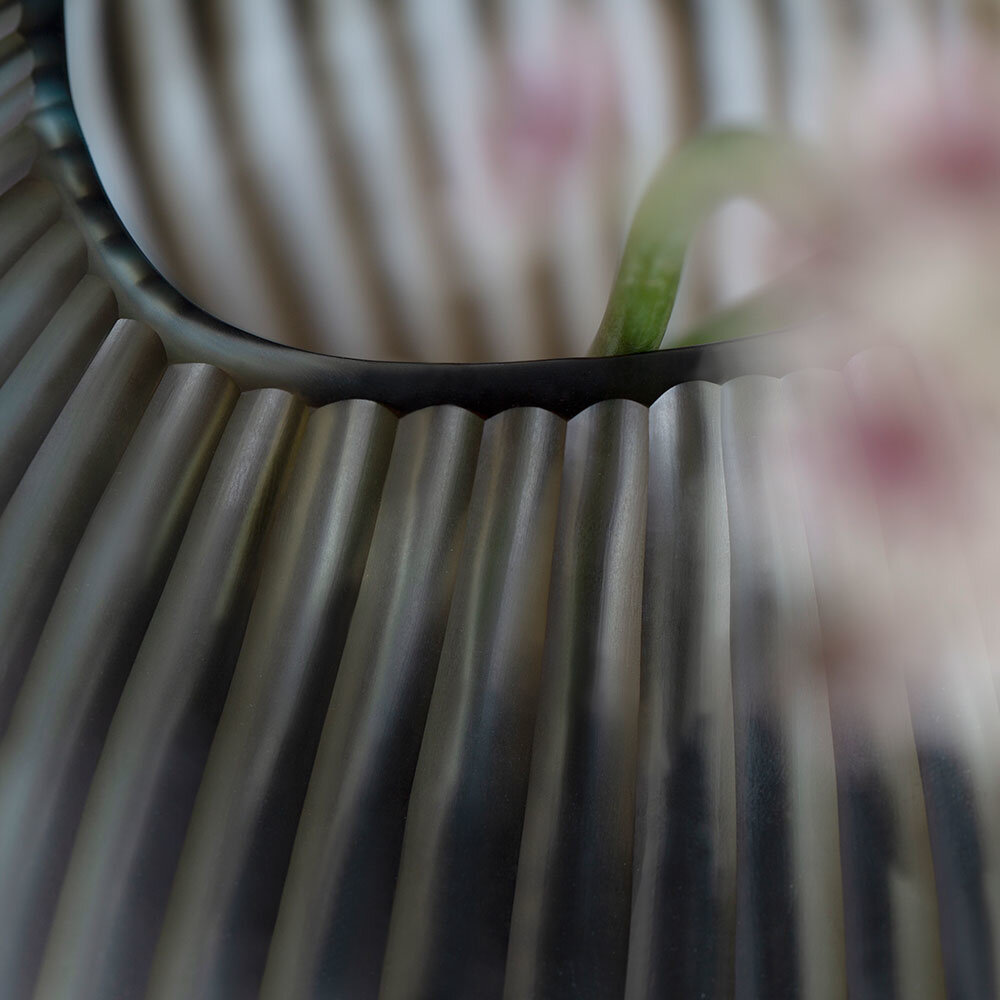 Guaxs Vase Nagaa L | Indigo / Smoke gray
