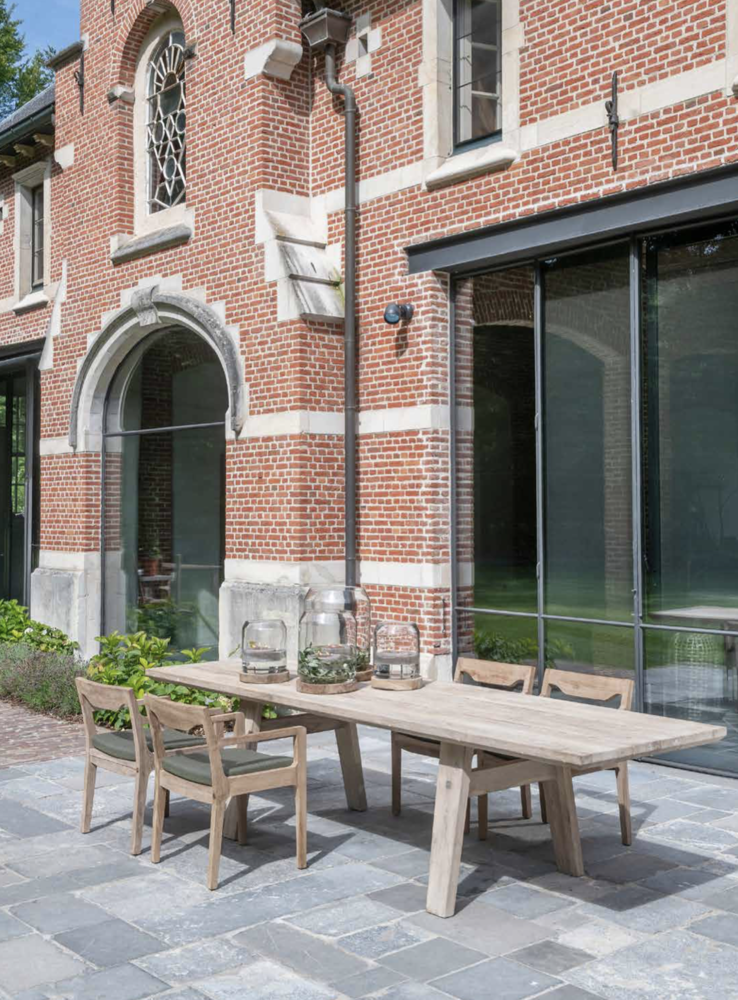 GOMMAIRE Outdoor | Organic Living Table Mia Large | Teck recyclé Gris naturel