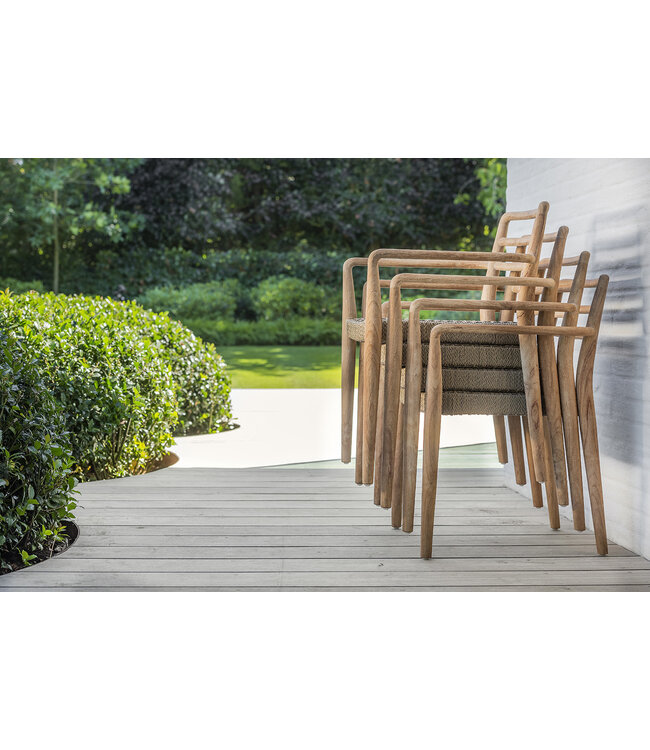 GOMMAIRE Outdoor Meubels | Organic Living Stapelbarer Sessel Jared | Teakholz Naturgrau / PE-Geflecht Antikgrün