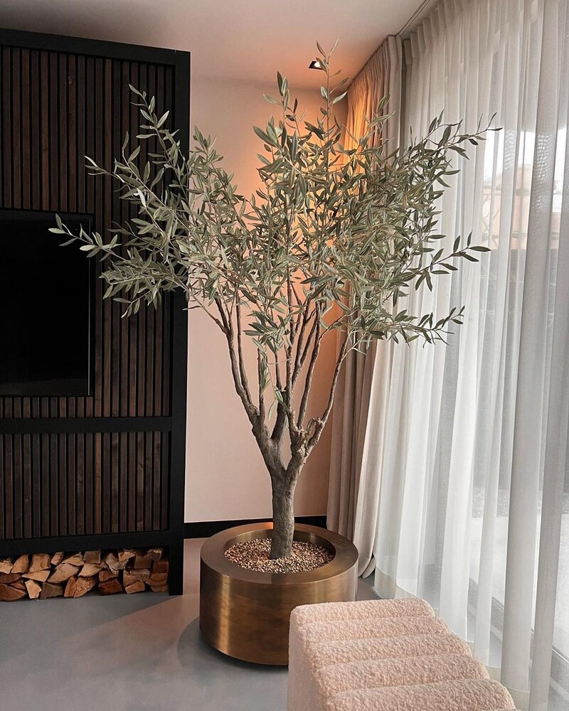 LVIV planters Macetero LVIV de latón envejecido 70 cm LVIV planters Macetero LVIV de latón envejecido 70 cm