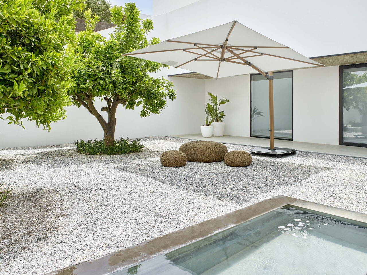 Jardinico Charakter | A01 Weiß & C003 Perlmutt Jardinico Charakter | A01 Weiß & C003 Perlmutt