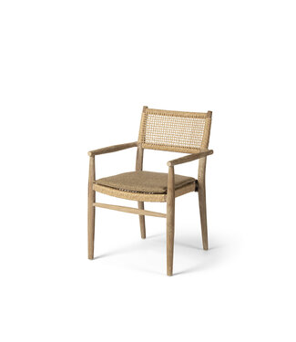 GOMMAIRE Outdoor Meubels | Organic Living Fauteuil empilable Mieke | Teck gris naturel / Résine tressée sable