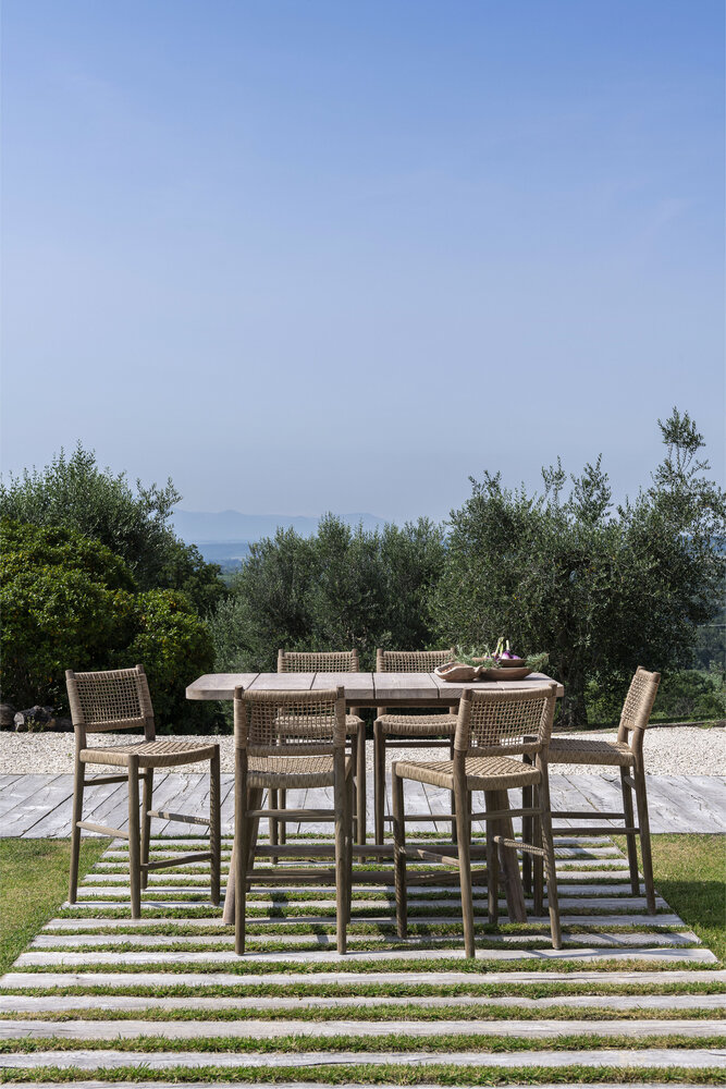 GOMMAIRE Outdoor | Organic Living Sgabello da bar Mieke | Teak grigio naturale / Vimini PE color sabbia