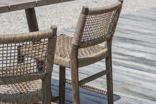 GOMMAIRE Outdoor | Organic Living Sgabello da bar Mieke | Teak grigio naturale / Vimini PE color sabbia