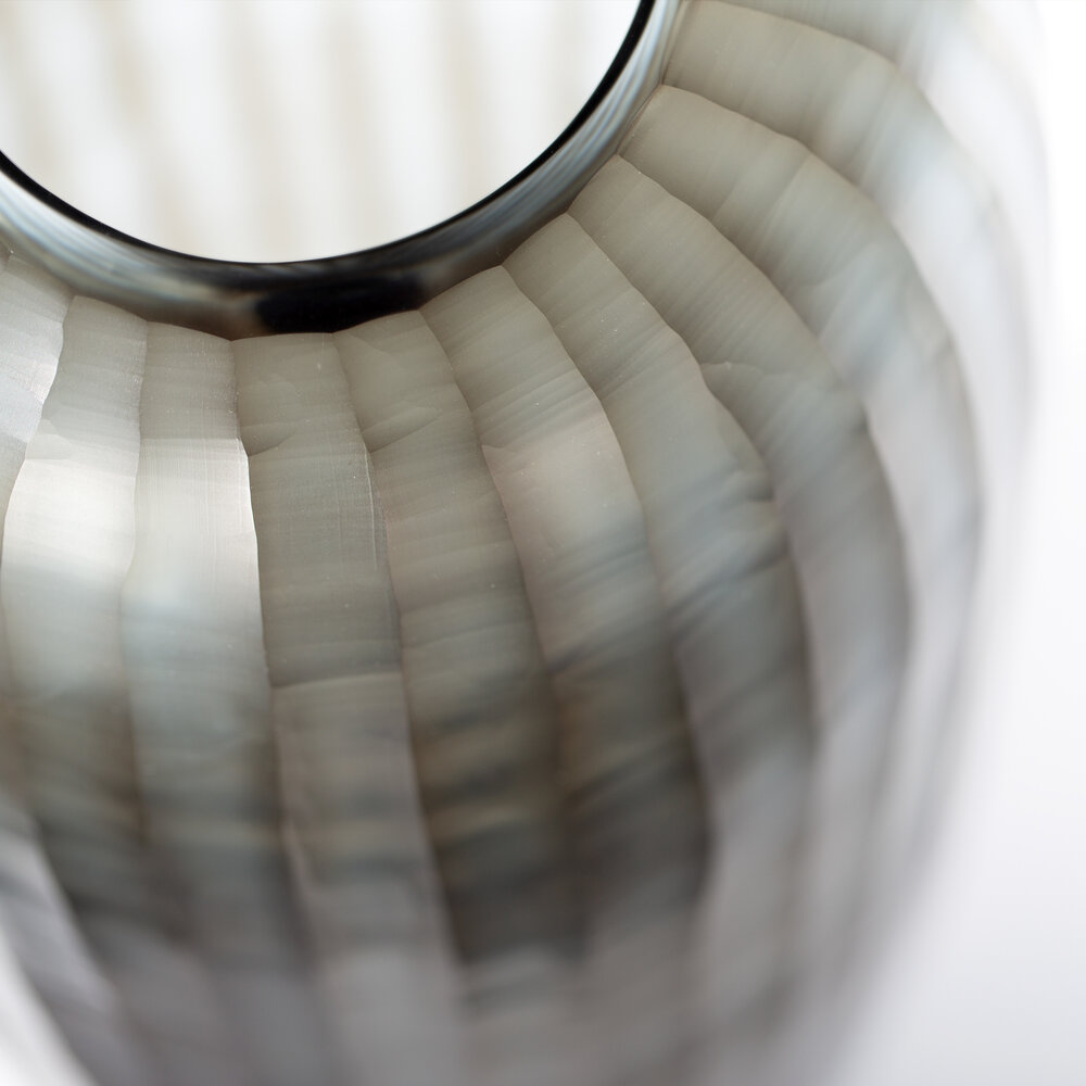 Guaxs Florero Gobi Alto | Índigo / Gris humo Guaxs Florero Gobi Alto | Índigo / Gris humo