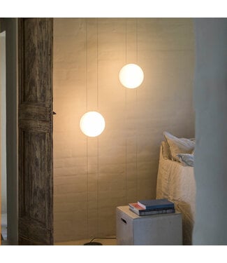 Mogg Orbit Lampe