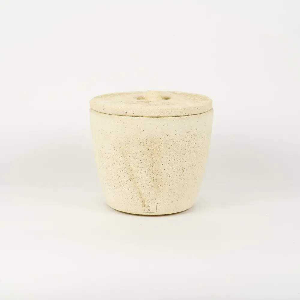 Mon Dada Vela de exterior urbana mediana | Crudo Mon Dada Vela de exterior urbana mediana | Crudo