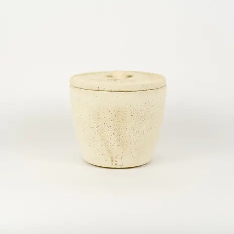 Mon Dada MON DADA Urban Outdoor Candle Medium | Ecru