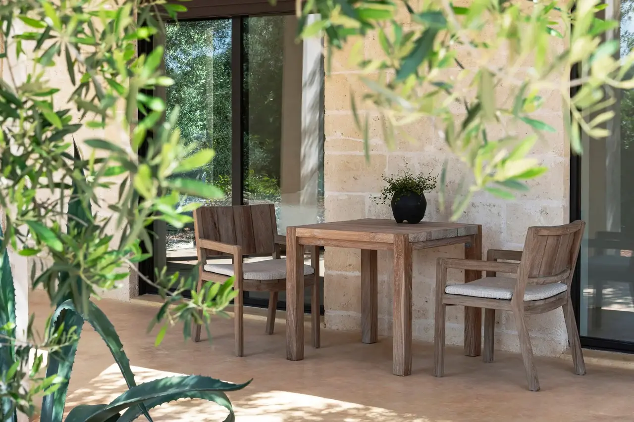 GOMMAIRE Outdoor | Organic Living Fauteuil Mario | Teck gris naturel