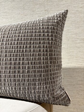 NU PUUR & GROEN Pierre de velours | 60 x 40 cm NU PUUR & GROEN Pierre de velours | 60 x 40 cm