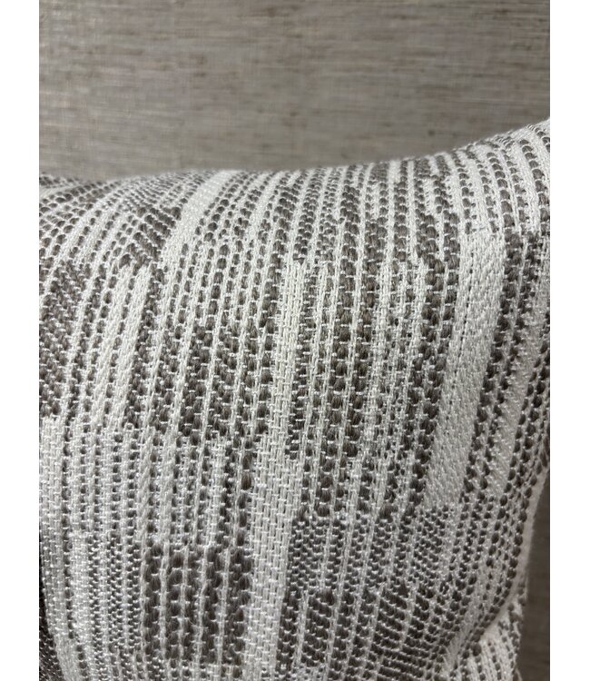 NU PUUR & GROEN Methaphor Warm Taupe | 50 x 35 cm
