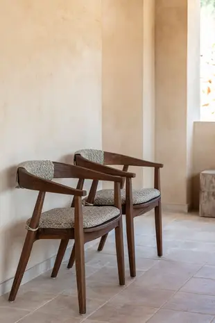 GOMMAIRE Outdoor | Organic Living Fauteuil Faye | Teinture bois de teck Emas Brown