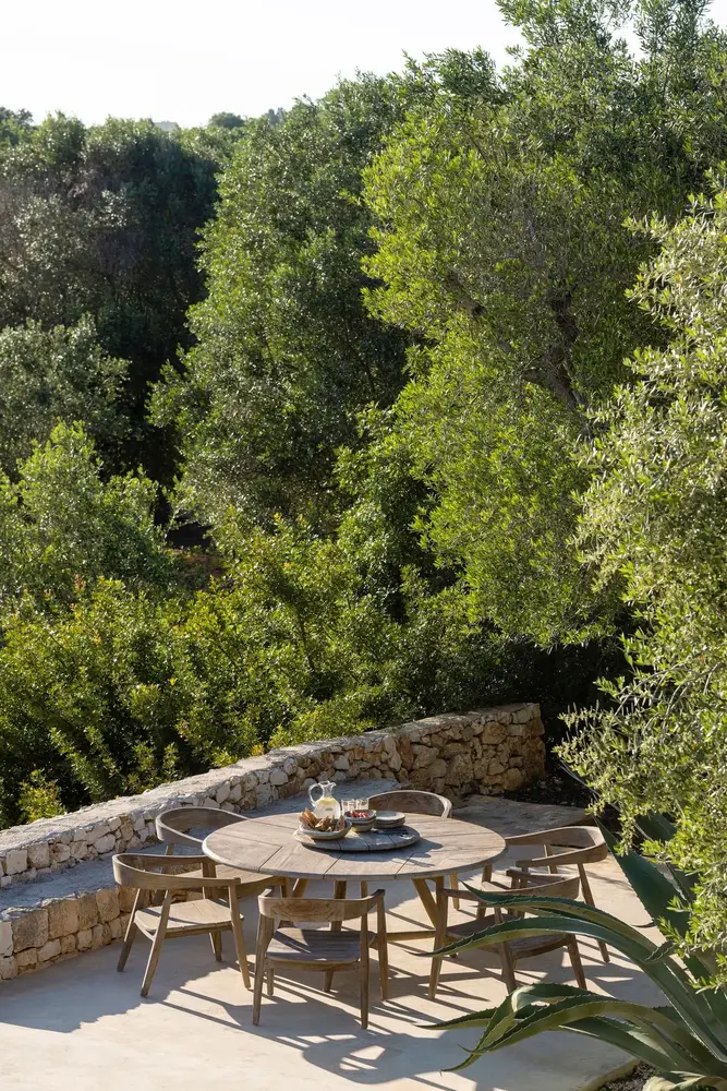 GOMMAIRE Outdoor | Organic Living Tocadiscos Lazy Faye | Teca gris natural