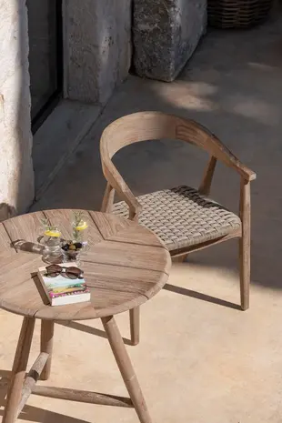GOMMAIRE - Organic Living - Design Furniture  Tavolo rotondo da bistrot Faye | Teak grigio naturale