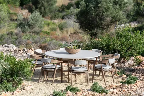 GOMMAIRE Outdoor | Organic Living Round Table Faye XL | Teak Natural Grey / Conrete Top