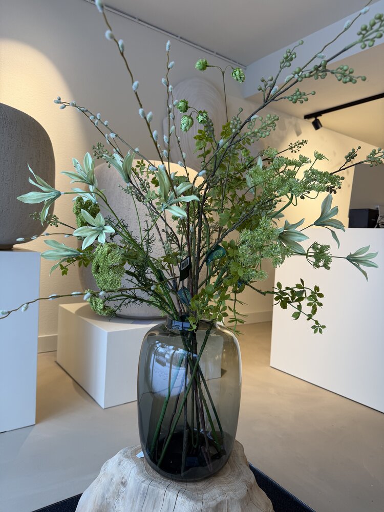 SILK-KA Artificial Flower Bouquet "Touch Of Green"