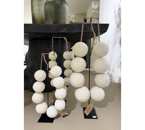 NU PUUR & GROEN Necklace "Cotton Maché" white