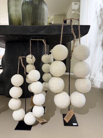 NU PUUR & GROEN Necklace "Cotton Maché" white