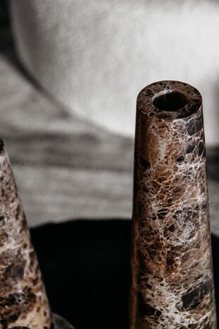 Gran jarrón de mármol "TUVAR"