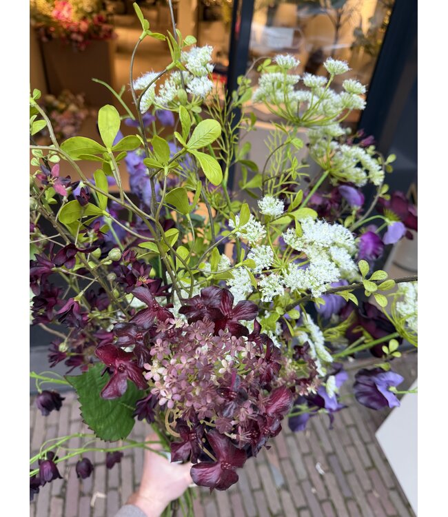 SILK-KA Kunst bloemen boeket " Burgundy Pleasure - Limited Edition ''
