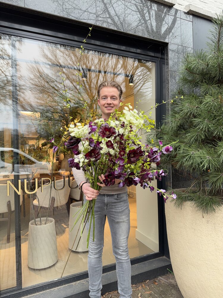 SILK-KA Artificial flower bouquet "Burgundy Pleasure - Limited Edition"