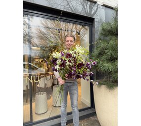 SILK-KA Artificial flower bouquet "Burgundy Pleasure - Limited Edition"