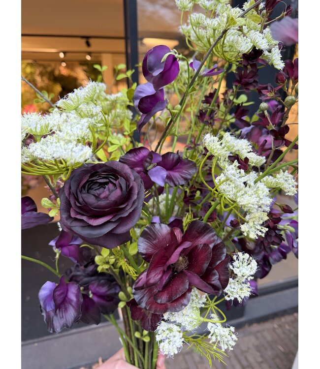 SILK-KA Kunst bloemen boeket " Burgundy Pleasure - Limited Edition ''