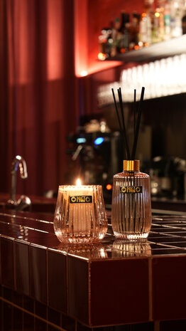 ONNO Collection Bougie parfumée ONNO Éclectique | Romance secrète
