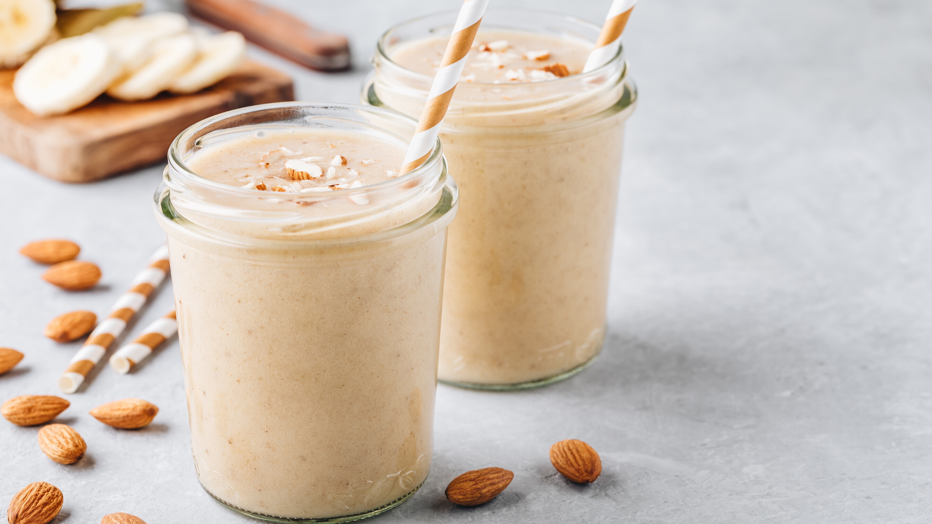 Banana Almond Smoothie