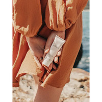 Alpha-H Essential Skin Perfecting Moisturiser SPF15 Essential Skin Perfecting Moisturiser SPF15