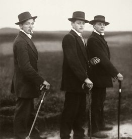 Foam Editions UITVERKOCHT - August Sander - Jungbauern (Young Farmers), 1914