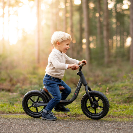 Sajan Sajan Loopfiets - Balance Bike - Jongens en Meisjes - Loopfiets 2 Jaar - Buitenspeelgoed - Mat-Oker