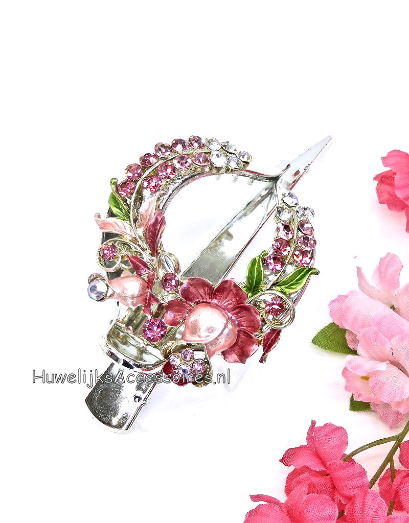 Zilver duckklem met roze bloem en roze strass stenen