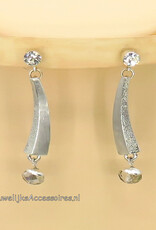 Zilveren halsketting met bijpassende strass hang oorbellen