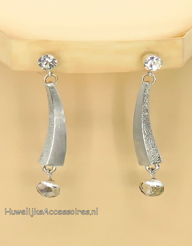 Zilveren halsketting met bijpassende strass hang oorbellen