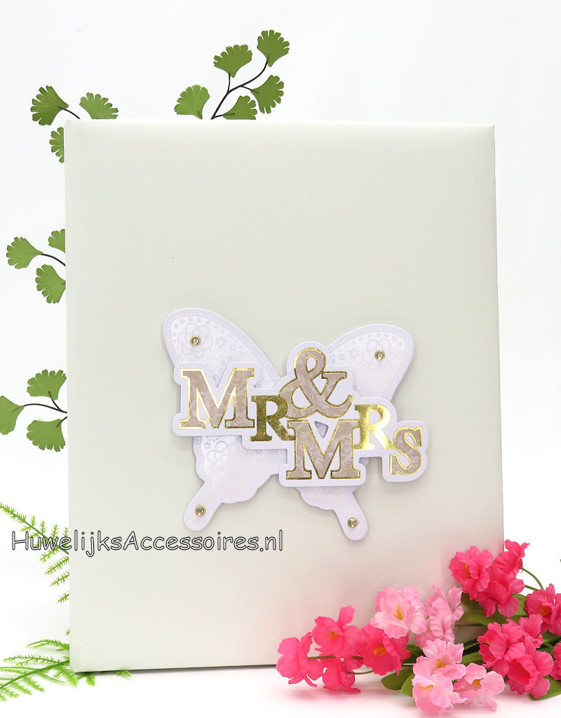 "Mr & Mrs" op een witte vlinder gastenboek