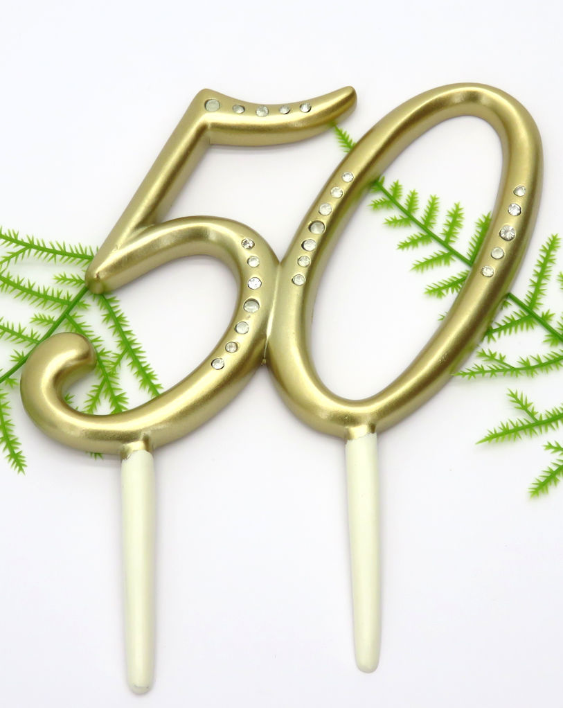 Gouden '50' jubileum taarttopper met strass stenen met pinnen