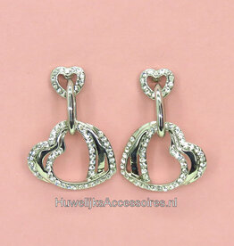 Hartjes oorbellen met strass steentjes