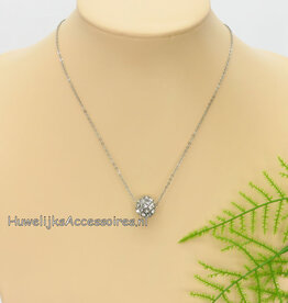 Zilverkleur halsketting met strass steen bal pendant